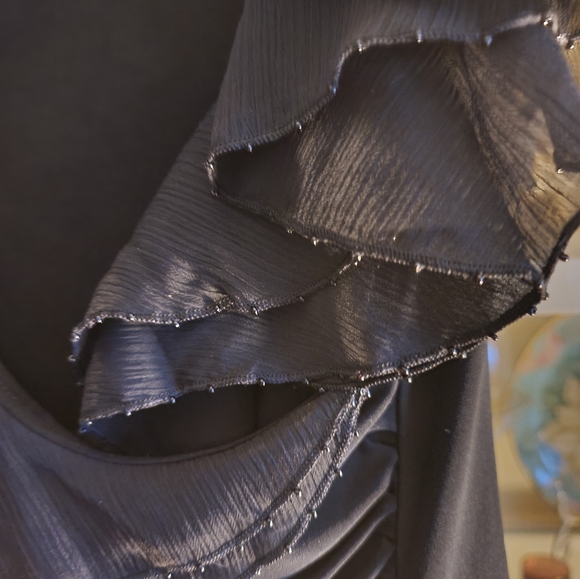 White House Black Market Flutter Sleeve Top - Picture 5 of 8